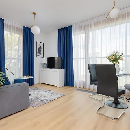 Apartment Srodmiescie Bonifraterska By Renters Warsaw