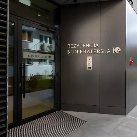 Srodmiescie Bonifraterska By Renters Warschau