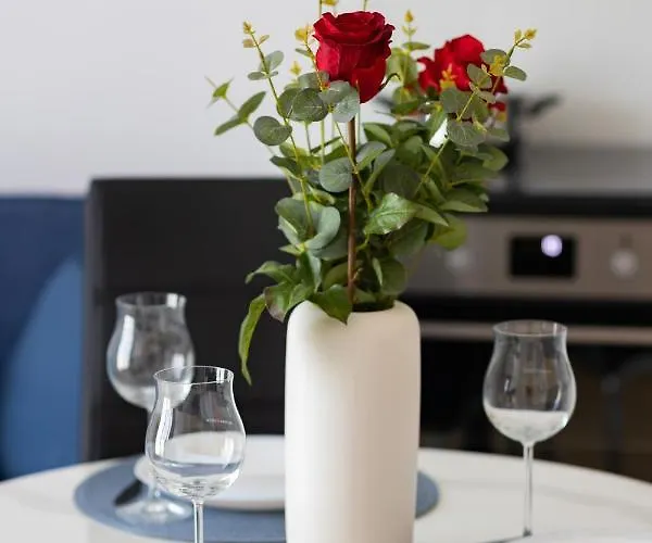 Srodmiescie Bonifraterska By Renters * Warsaw