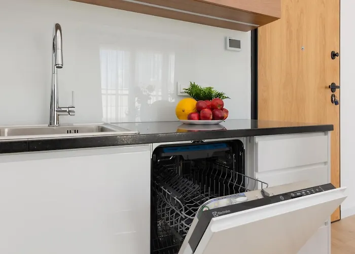 Srodmiescie Bonifraterska By Renters Apartment Warsaw